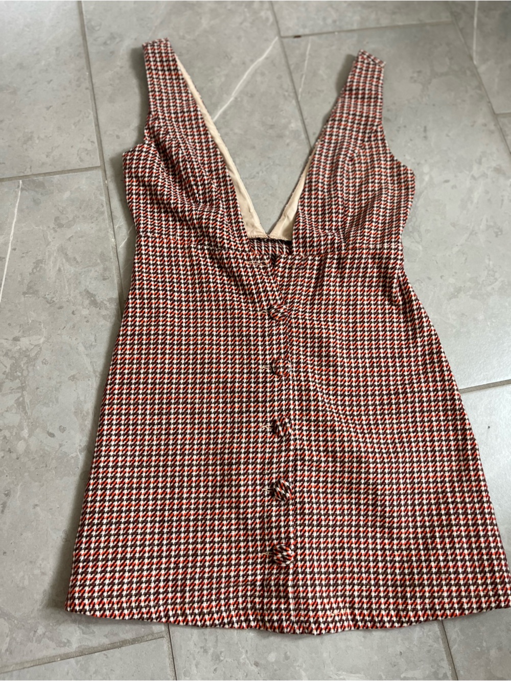 Vintage Houndstooth Button-Front Skirt in Red and Black